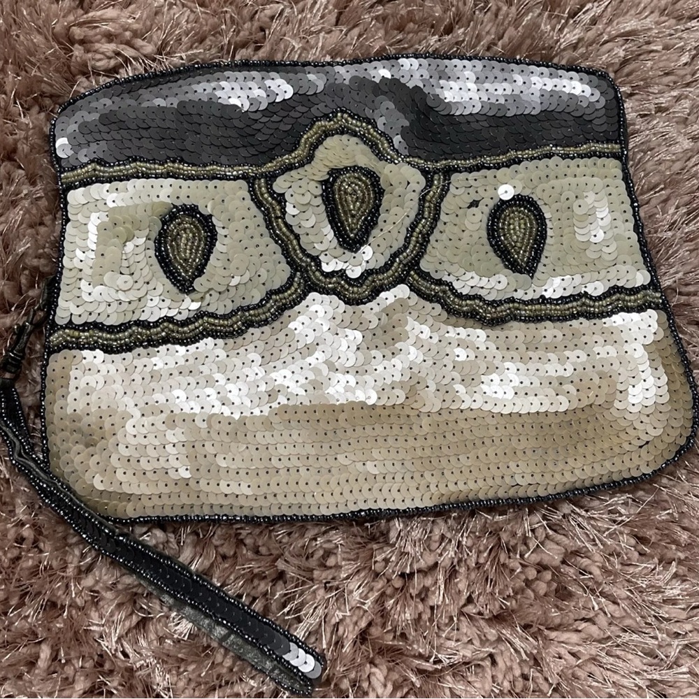 Elegant Sequin Clutch Bag - Silver and Beige